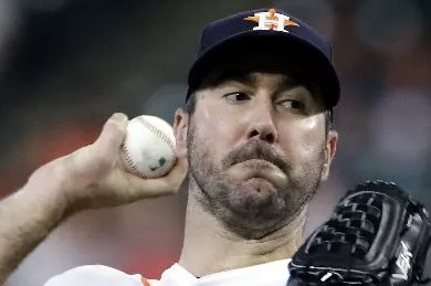 Twins Astros Baseball