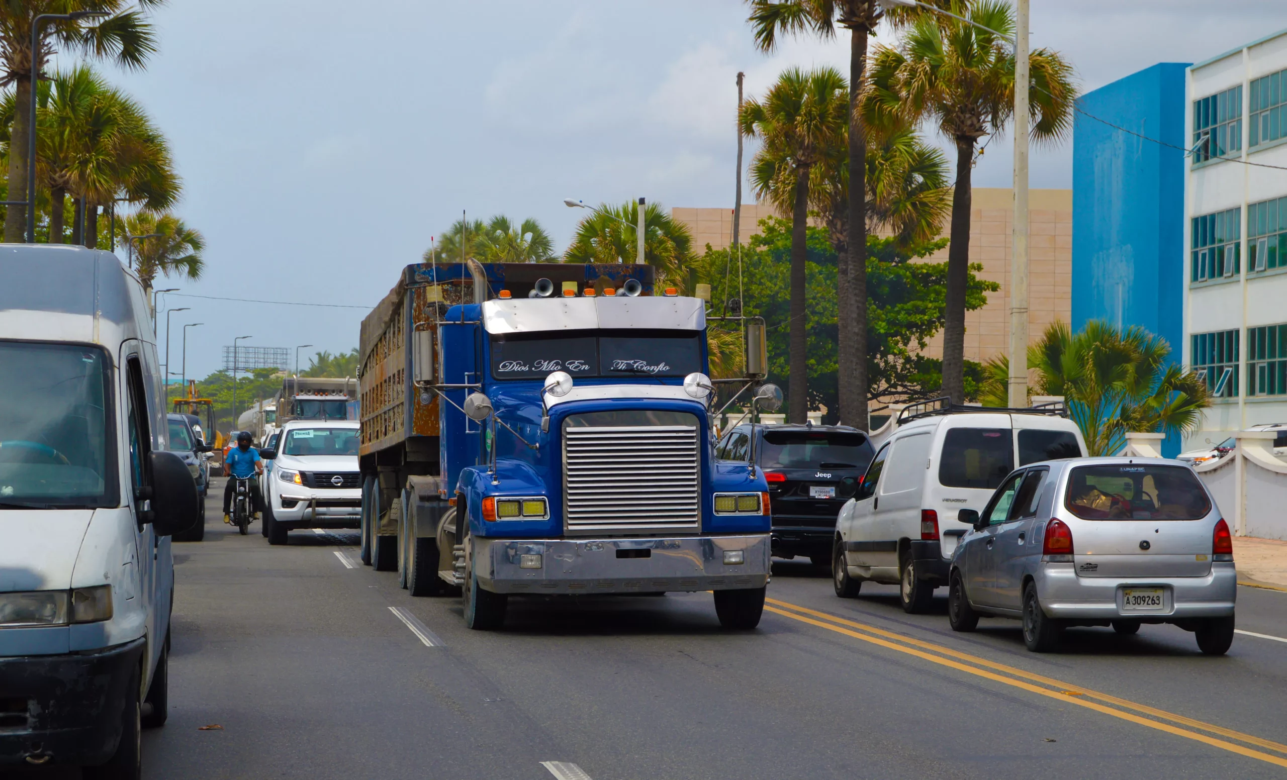 foto-transporte-de-carga