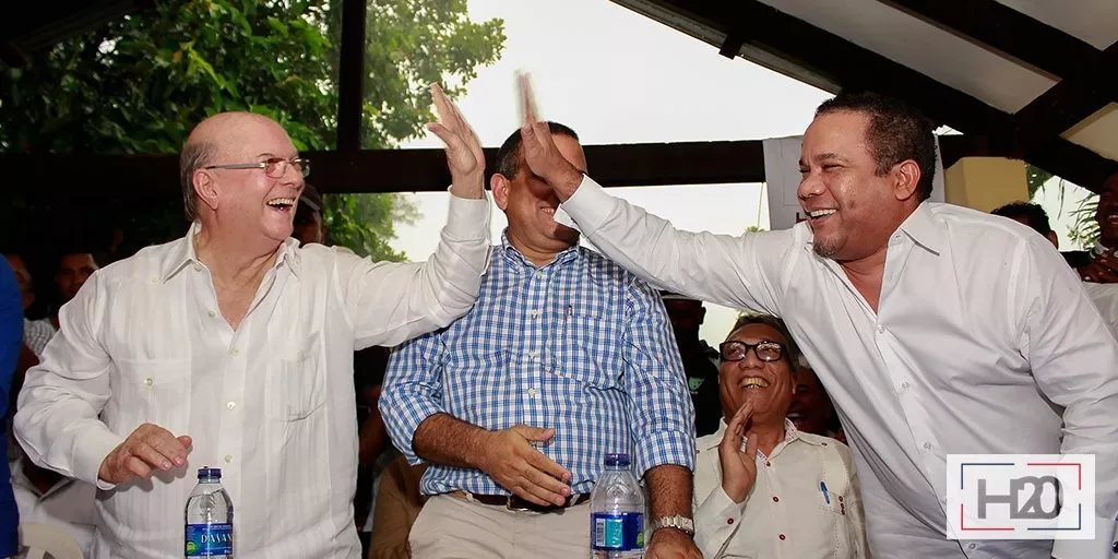 hm-en-bonao-con-el-torito
