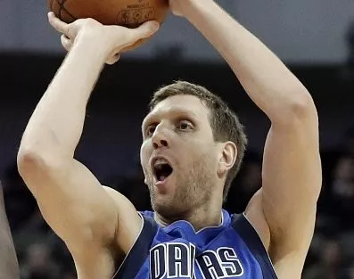 Dirk Nowitzki, Clint Capela