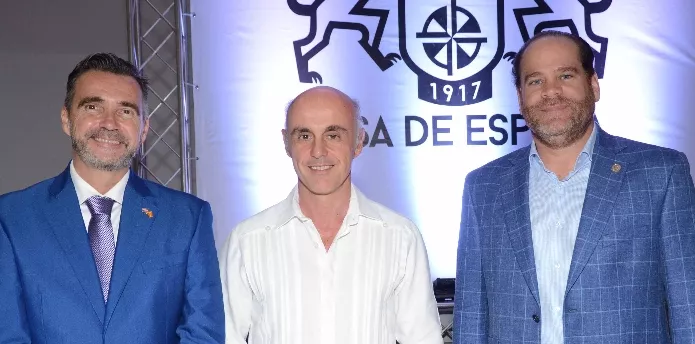 38_sociales_21_5p01