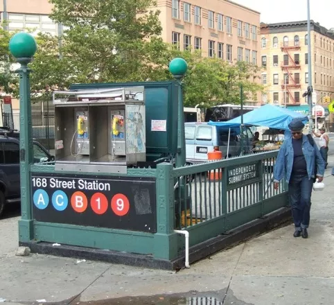 dominicanos-ny-se-veran-afectados-al-eliminar-operadores-ascensores-subway