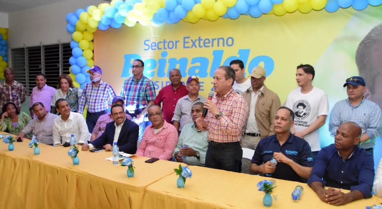 reinaldo-en-juramentacion-de-movimientos
