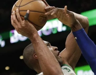Al Horford, Noah Vonleh