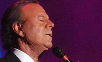 Julio Iglesias