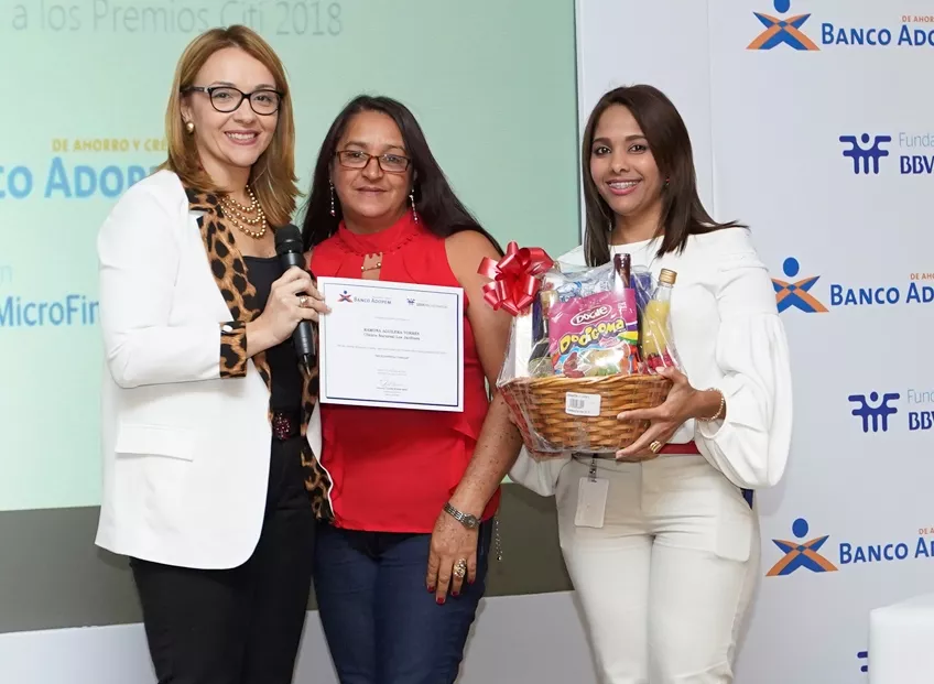 foto-1-patricia-alvarez-ramona-aguilera-torres-y-lariza-almanzar