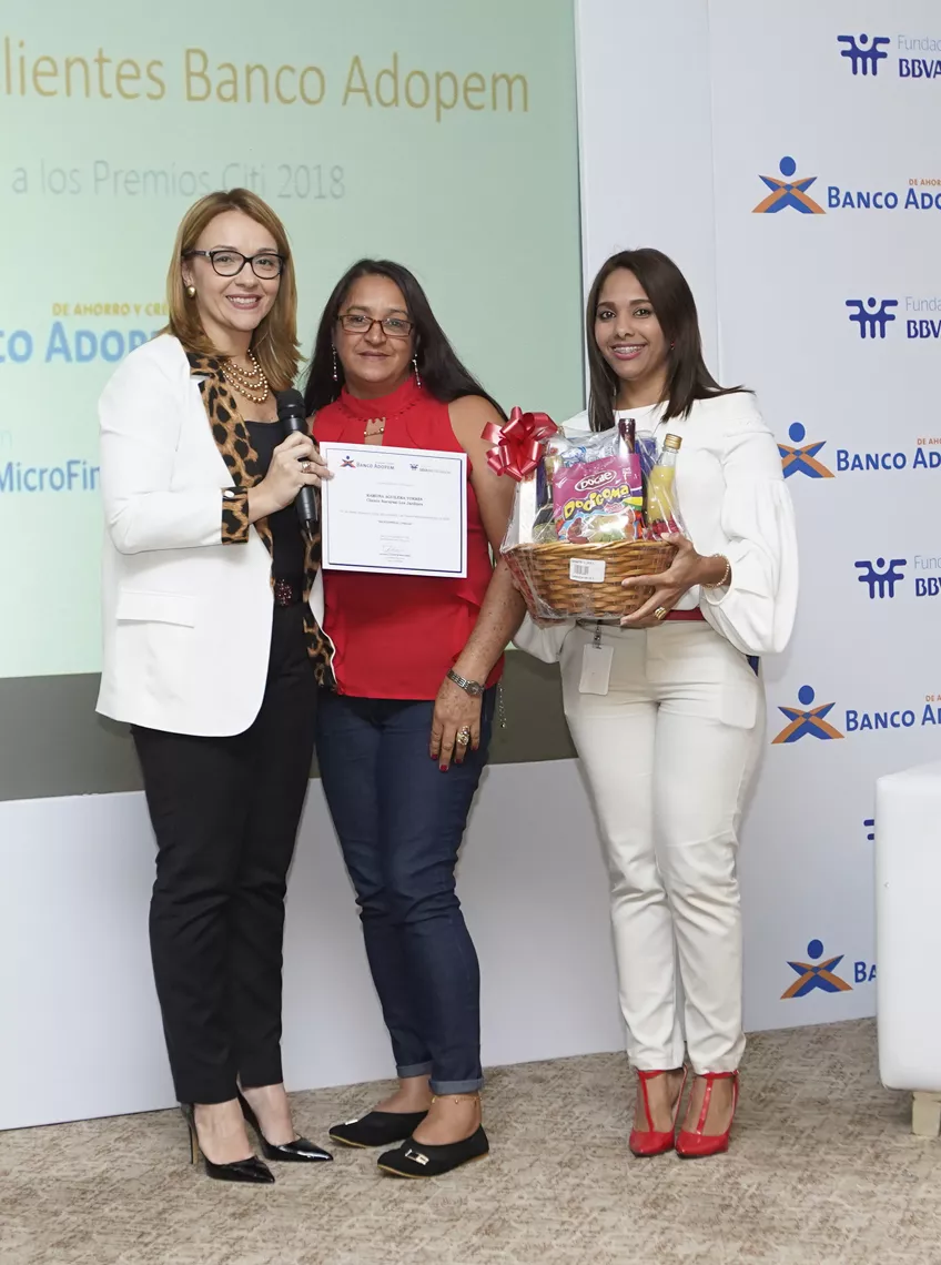 foto-1-patricia-alvarez-ramona-aguilera-torres-y-lariza-almanzar