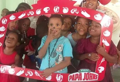 papa-johns-agasajo