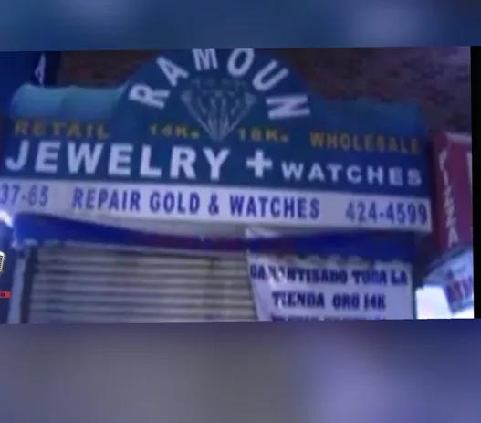 roban-mas-de-1-millon-de-dolares-en-joyeria-de-queens-area-residen-hispanos