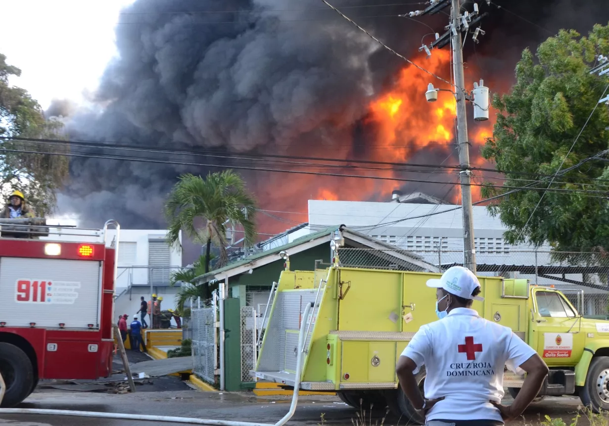 Fuego en Haina. Jorge Gonzalez