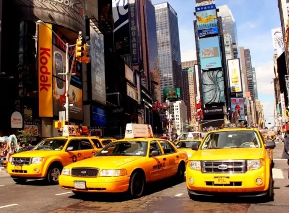 entra-en-vigencia-impuestos-para-taxis-en-manhattan-dominicanos-afectados