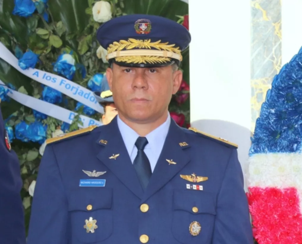 silueta-richard-vasquez-jimep01