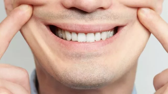 sonrisa-forzada
