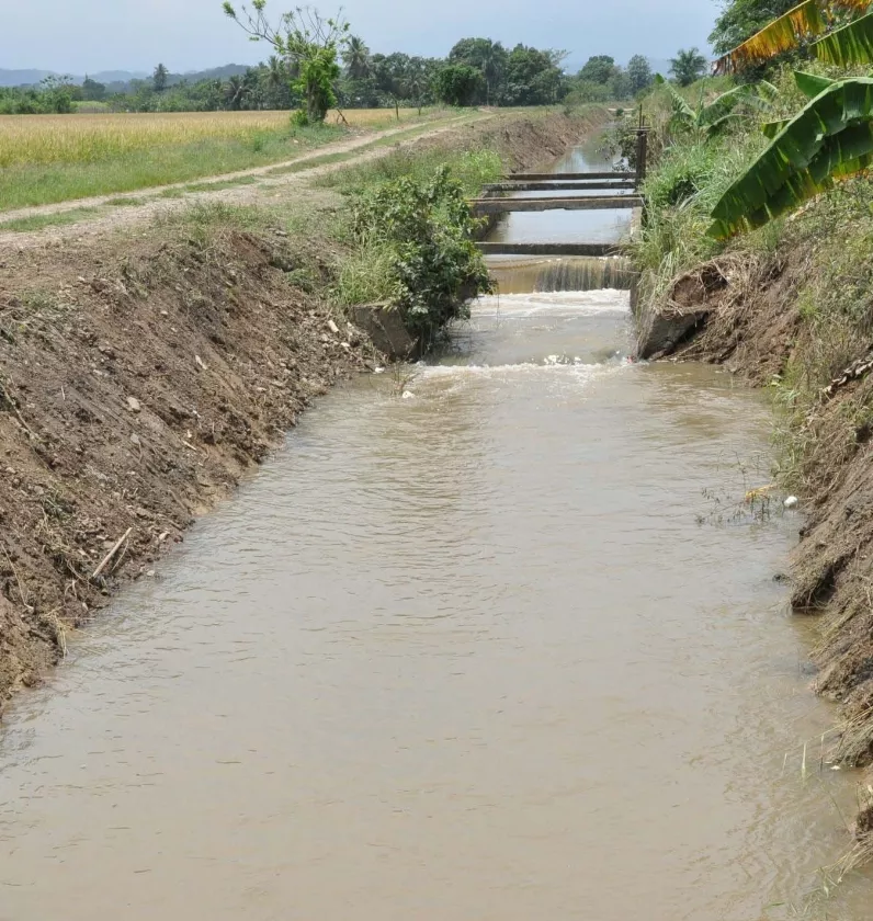 Canal de riego.