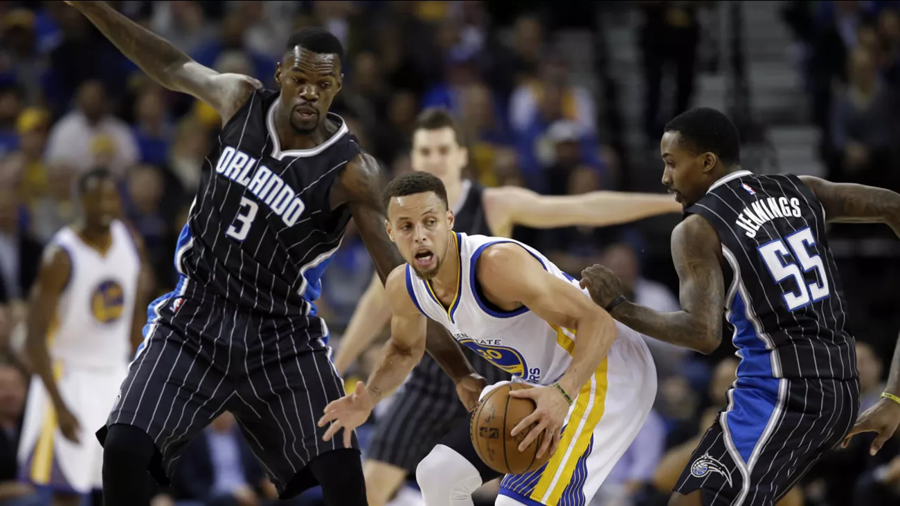 1235894_030716-ap-warriors-magic-img