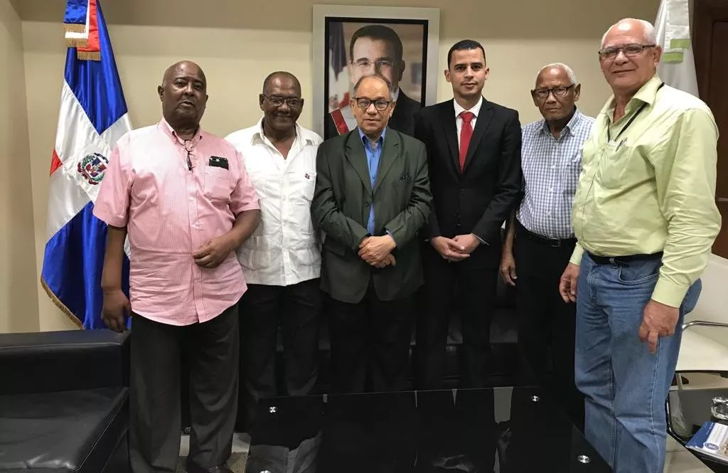german-nova-pepe-abru-y-directivos-del-cnus
