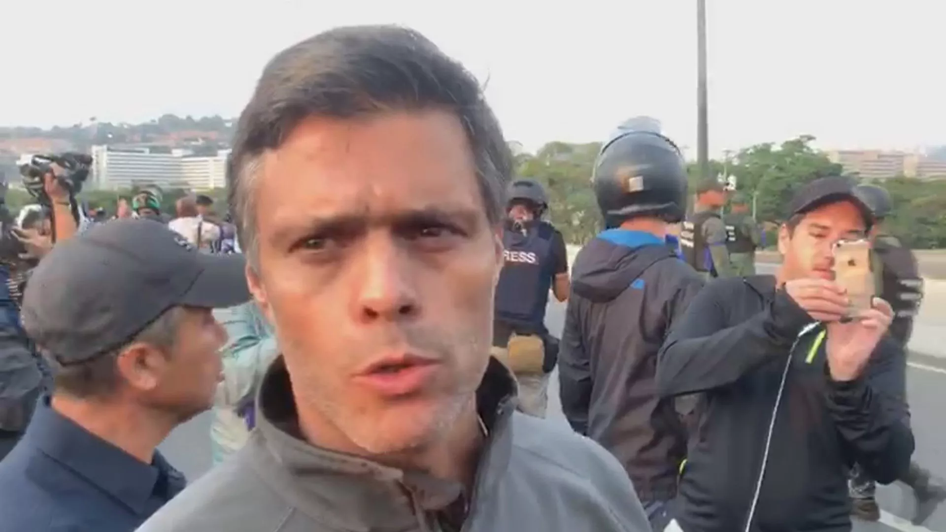 Leopoldo López dice que hay comunicación entre alzados y Gobierno de Maduro