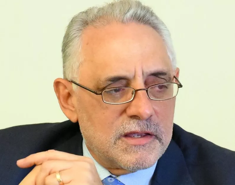 VITELIO MEJIA