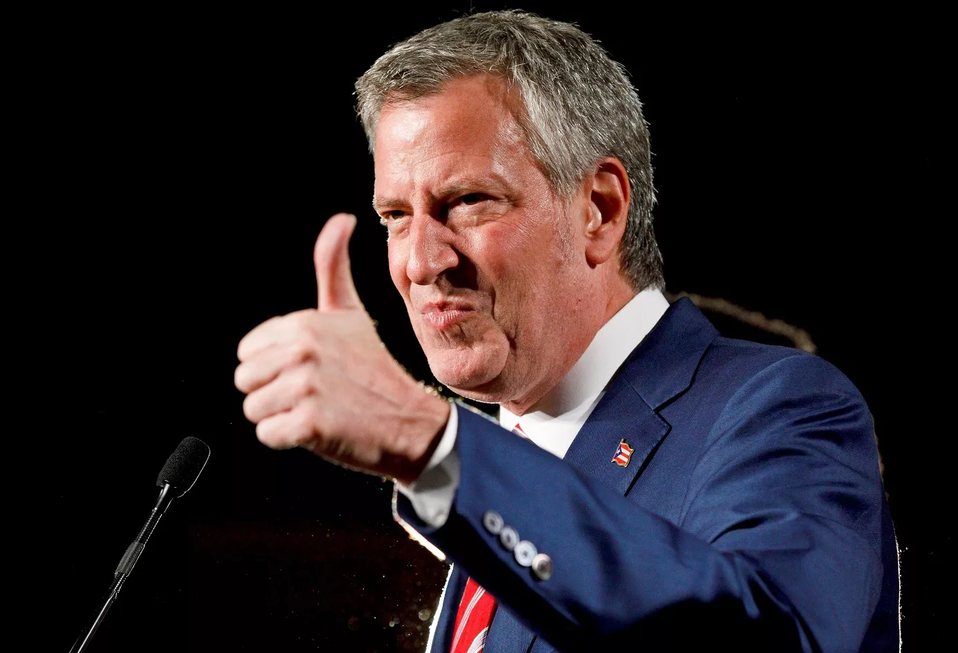 Bill de Blasio se presenta a Presidencia de EEUU por "la gente trabajadora"