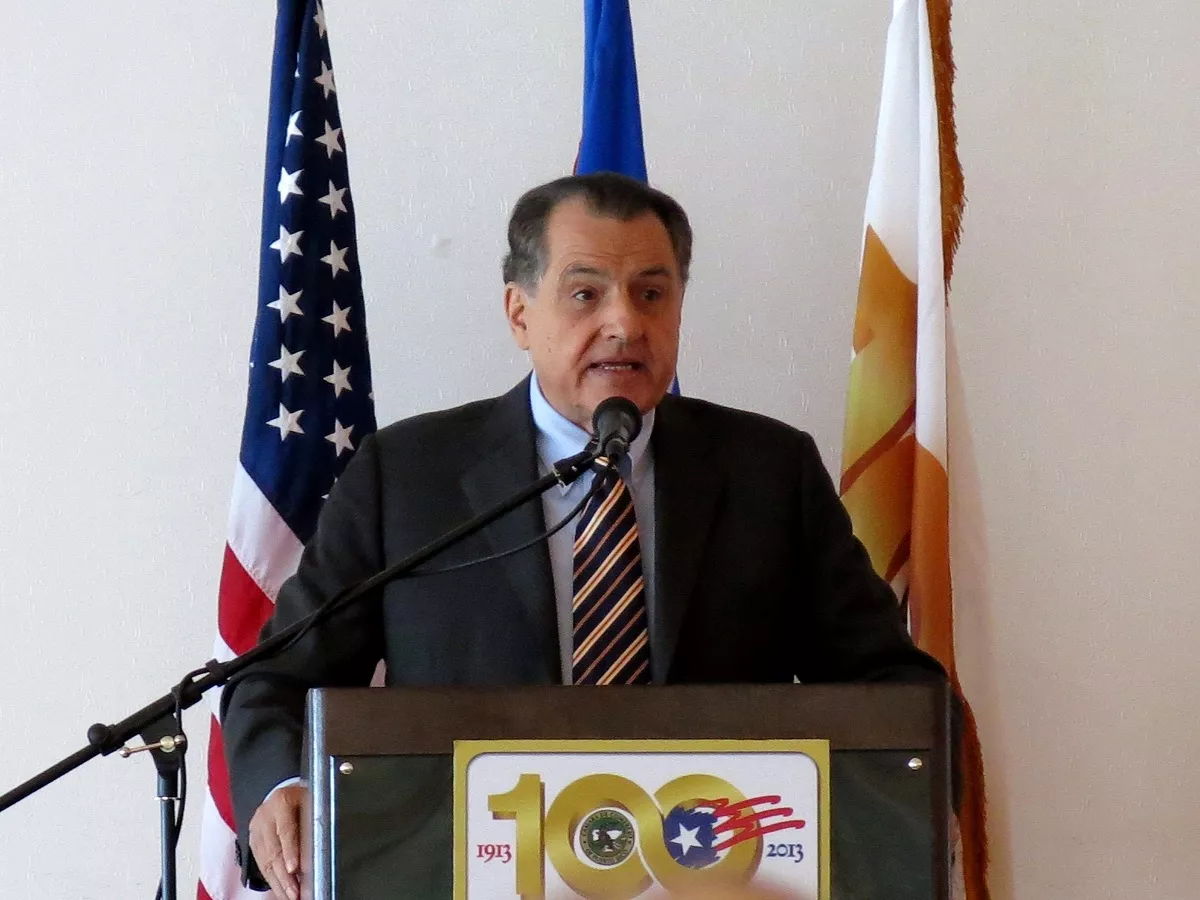 Fallece el exgobernador de Puerto Rico Rafael Hernández Colón
