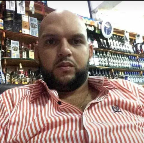 comerciante-rolando-americo-yapor-flores