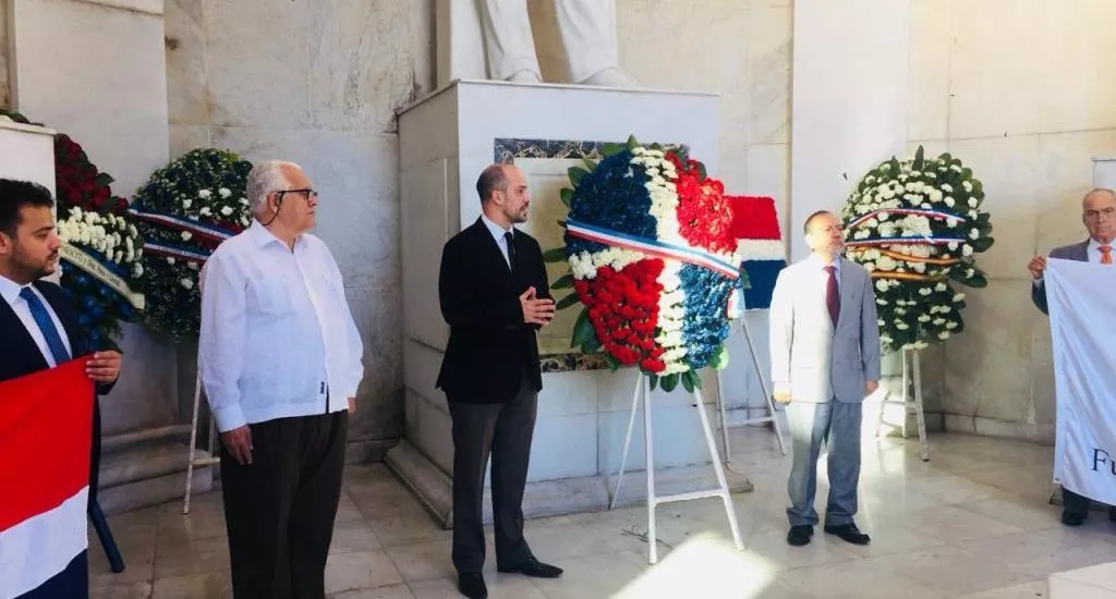 foto-principal-matias-bosch-habla-en-el-altar-de-la-patria-1024×550