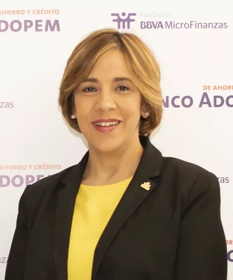 mercedes-canalda-de-beras-goico-presidente-ejecutiva-de-banco-adopem