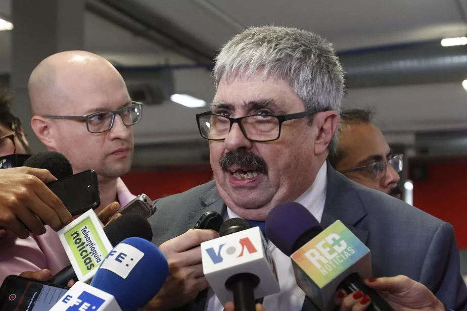 Uruguay se retira de sesión de OEA en rechazo a representantes de Guaidó