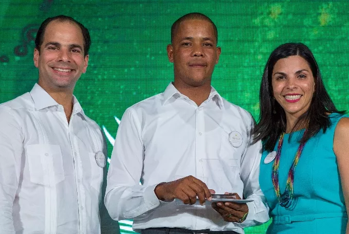 Frank Elías Rainieri, Wellington Ortiz y Francesca Rainieri.