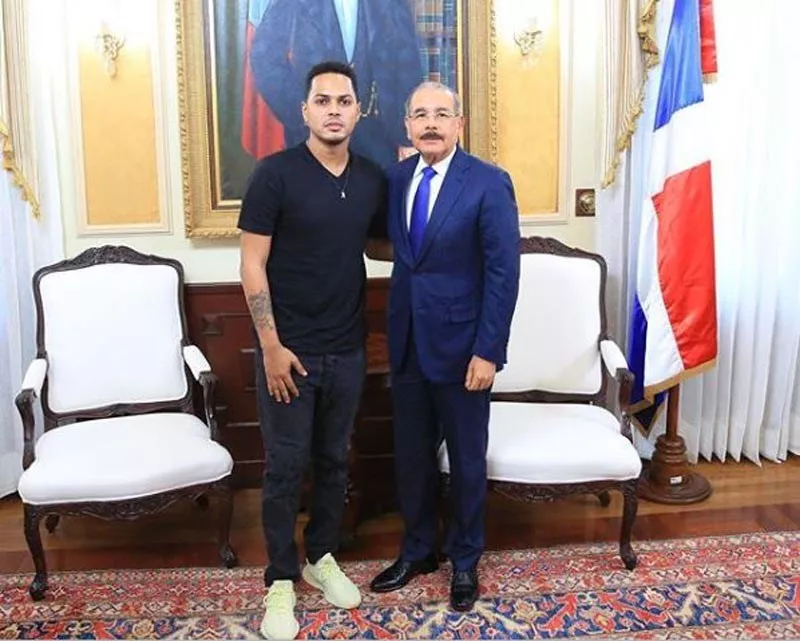 alofoke-retoma-sus-aspiraciones-a-diputado-tras-reunion-con-danilo