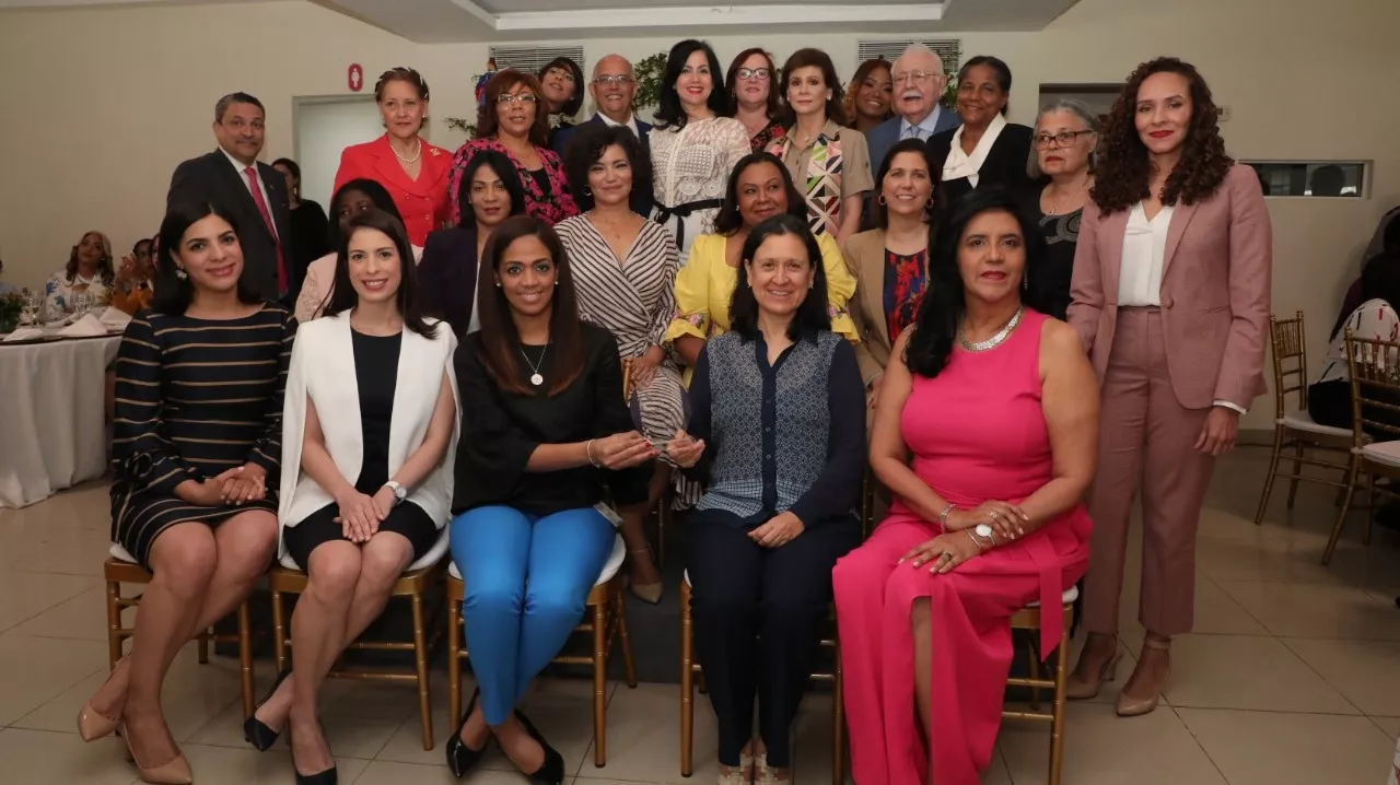 mujeres-premiadas