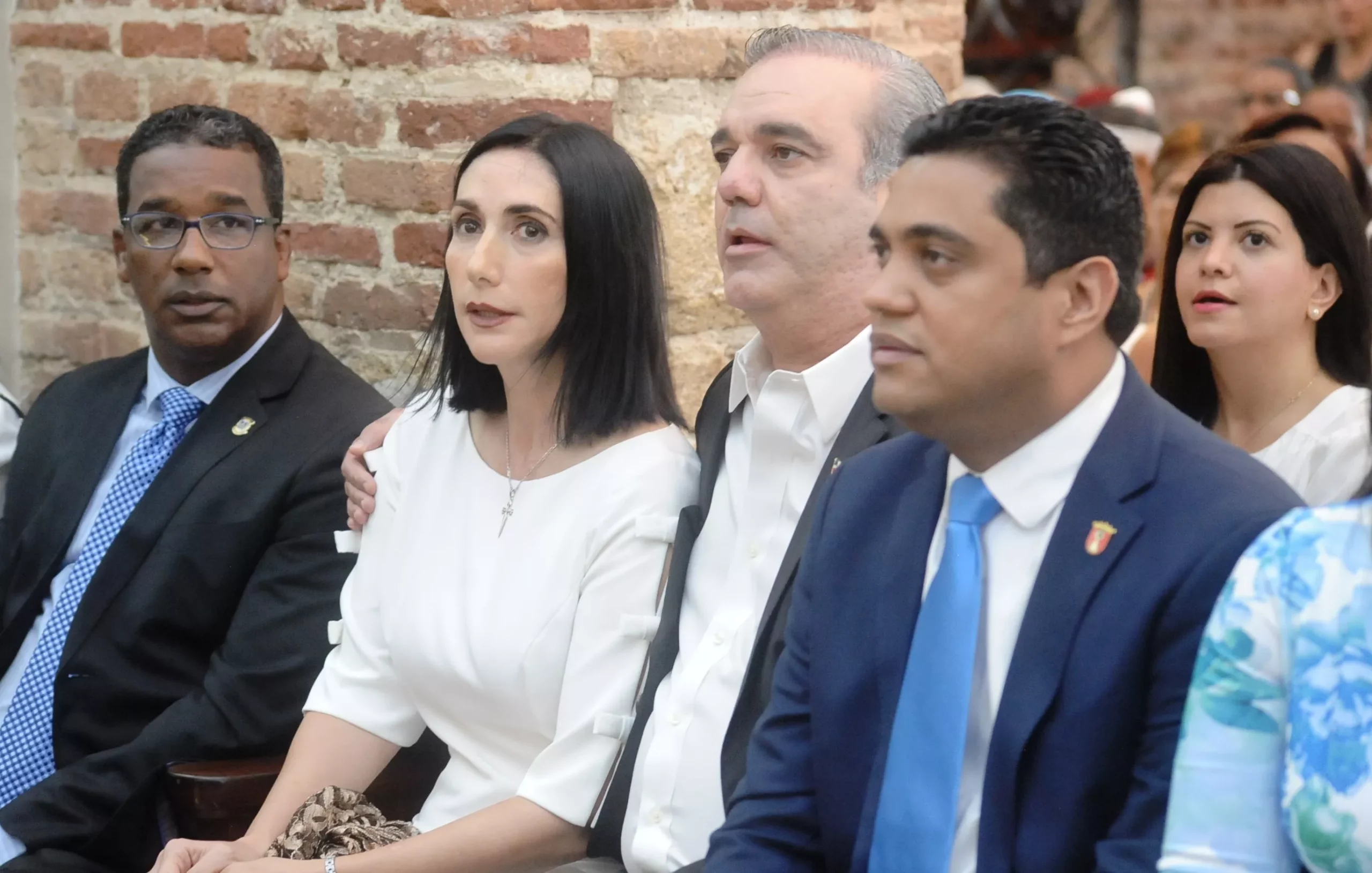 agustin-burgos-raquel-arbaje-luis-abinader-y-kelvin-cruz-alcalde-de-la-vega