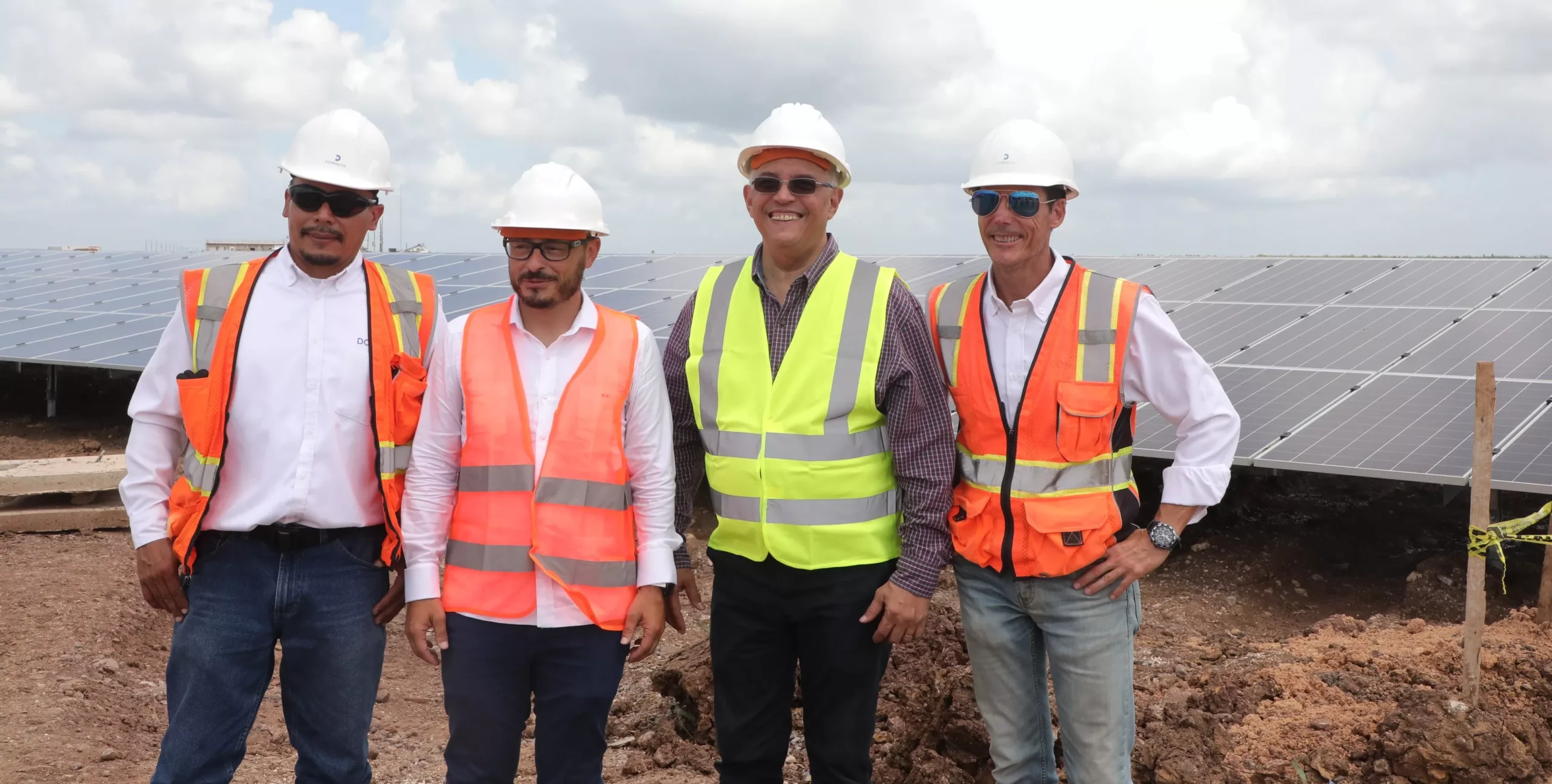 angel-cano-y-tecnicos-del-proyecto