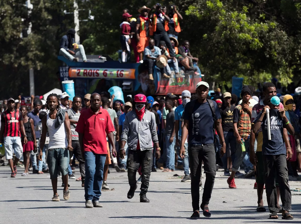 Al menos un muerto y un herido durante las protestas en Haití