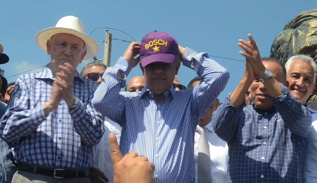 leonel-gorra-pld