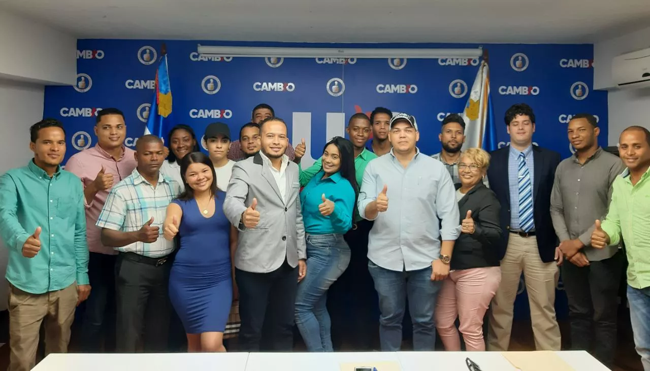 directivos-del-nuevo-movimiento-de-apoyo-a-luis-abinader
