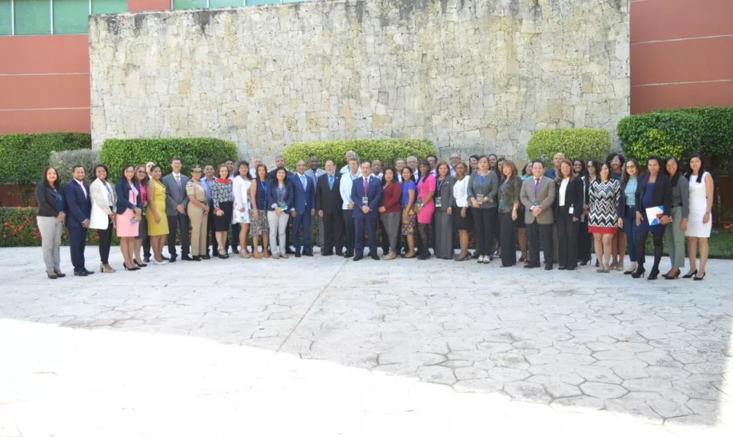 Participantes en el foro