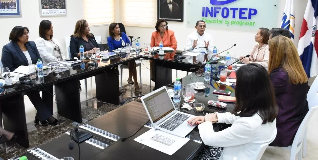 rafael-ovalles-director-general-del-infotep