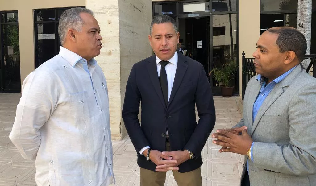 Ulises, Teobaldo y Fausto