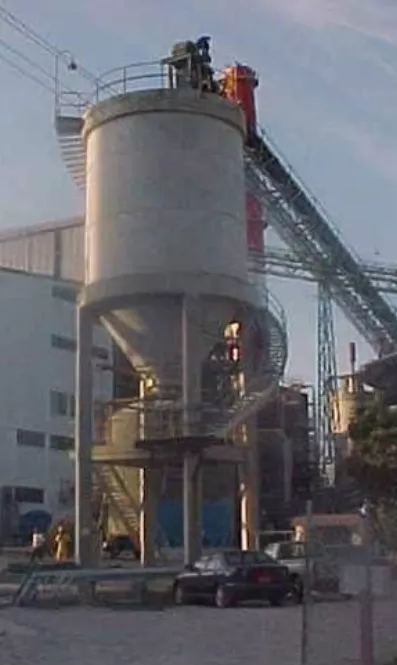 AES Dominicana.