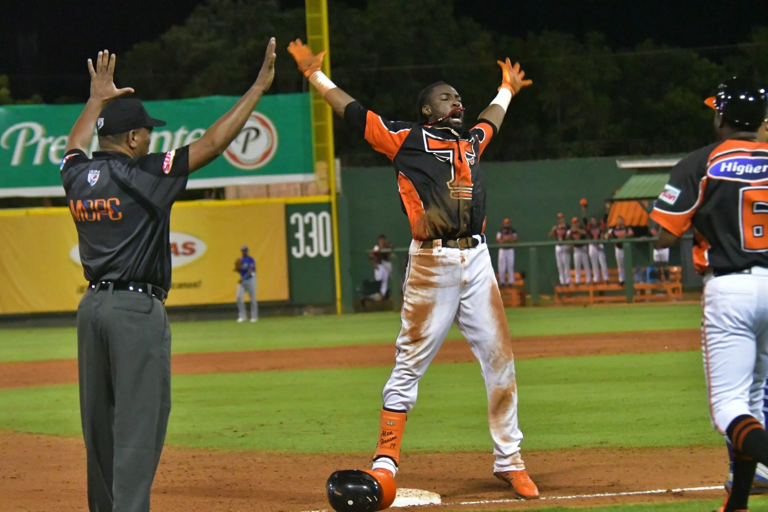Tigres del Licey – Toros del Este