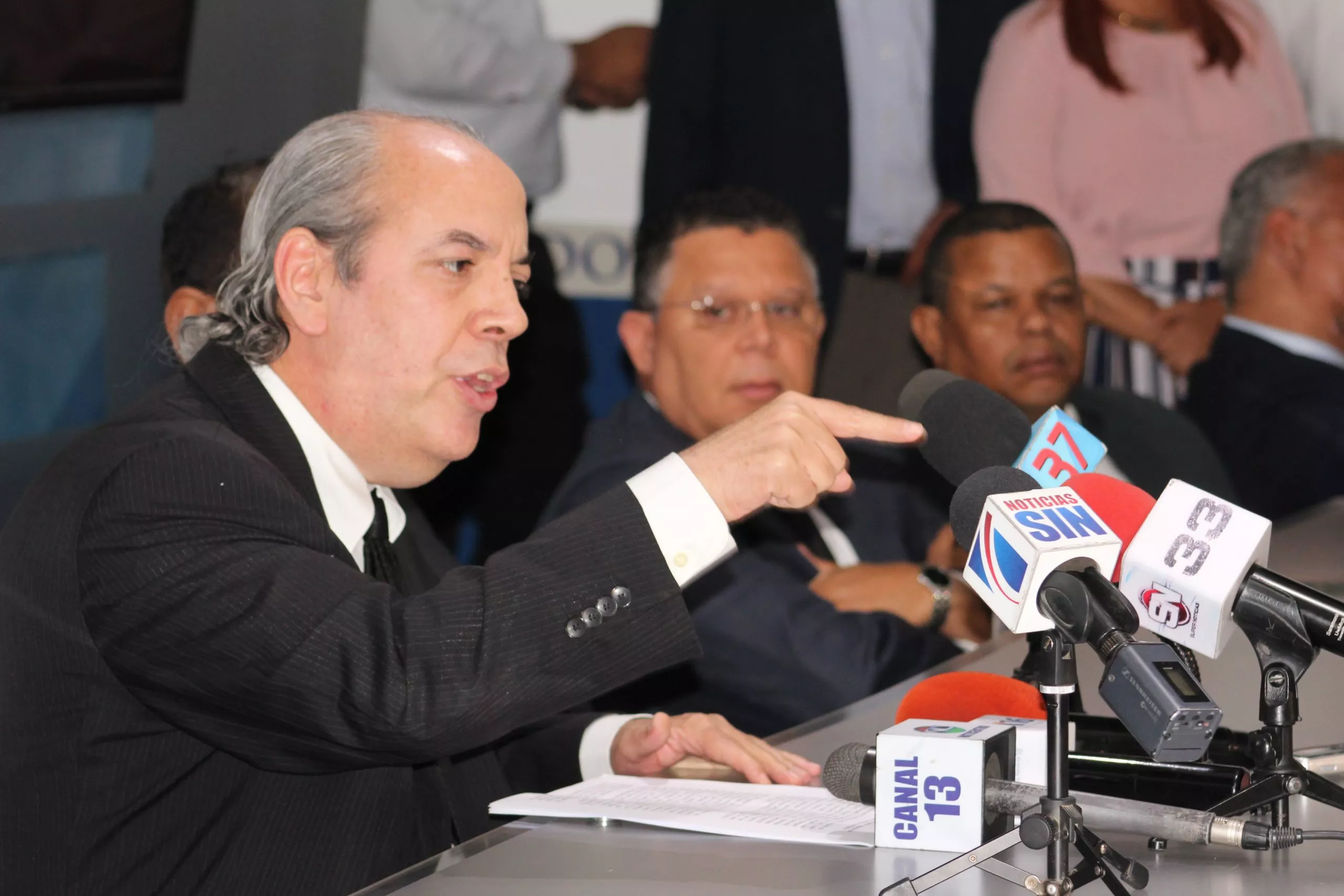 Dr Eduardo Jorge Prats (Fuente PRD)