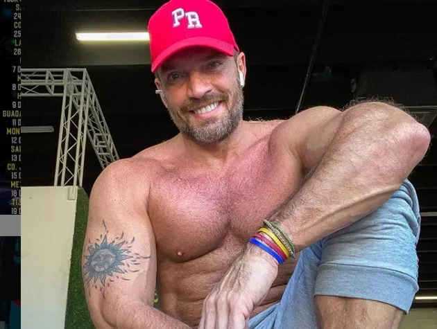 Julián Gil 2