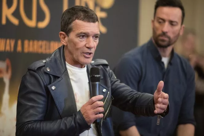 Banderas presenta en Barcelona el musical "A Chorus Line"