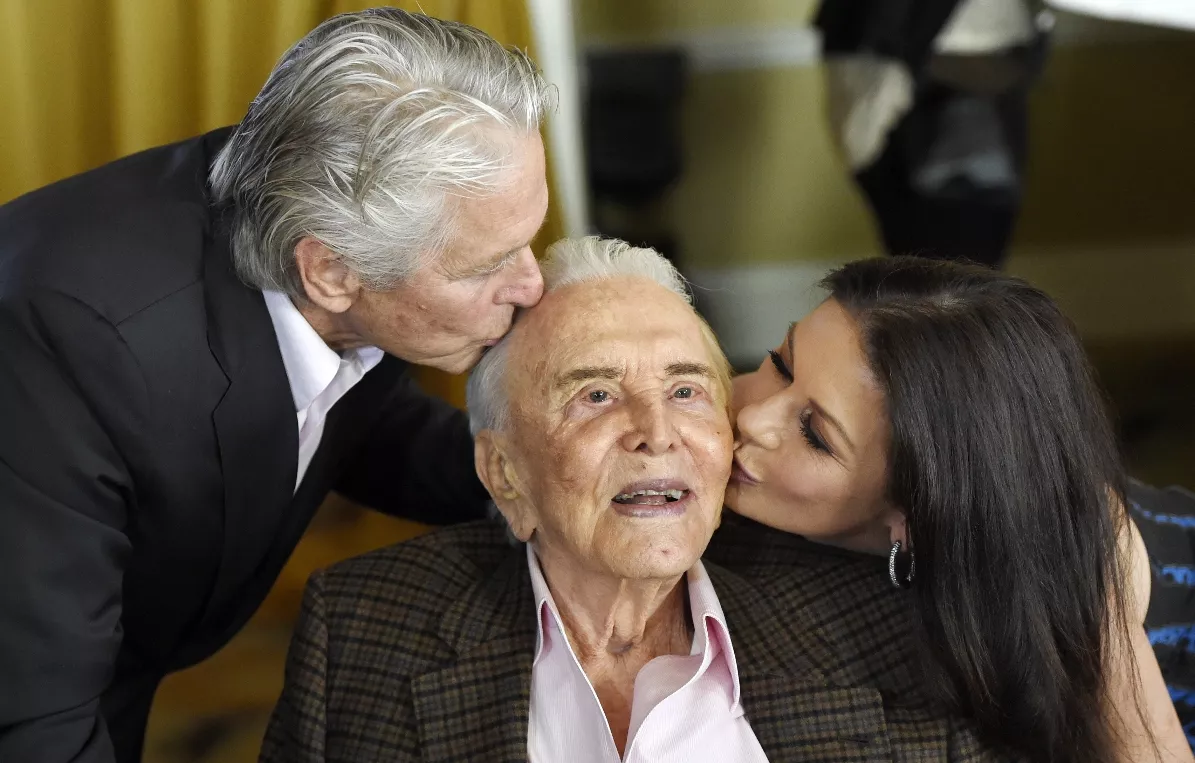 Kirk Douglas, Michael Douglas, Catherine Zeta-Jones