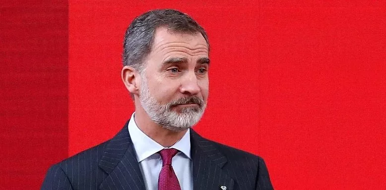 Felipe VI renuncia a la herencia de su padre, que deja de percibir asignación