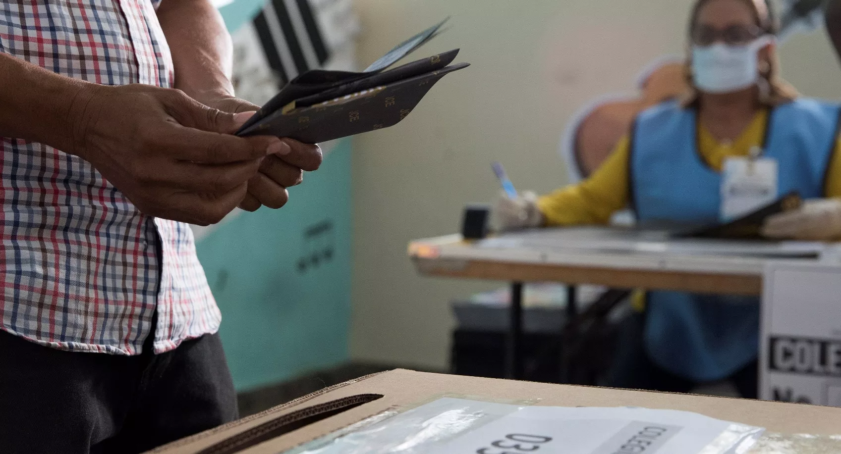 Abren los colegios para las reprogramadas elecciones municipales dominicanas
