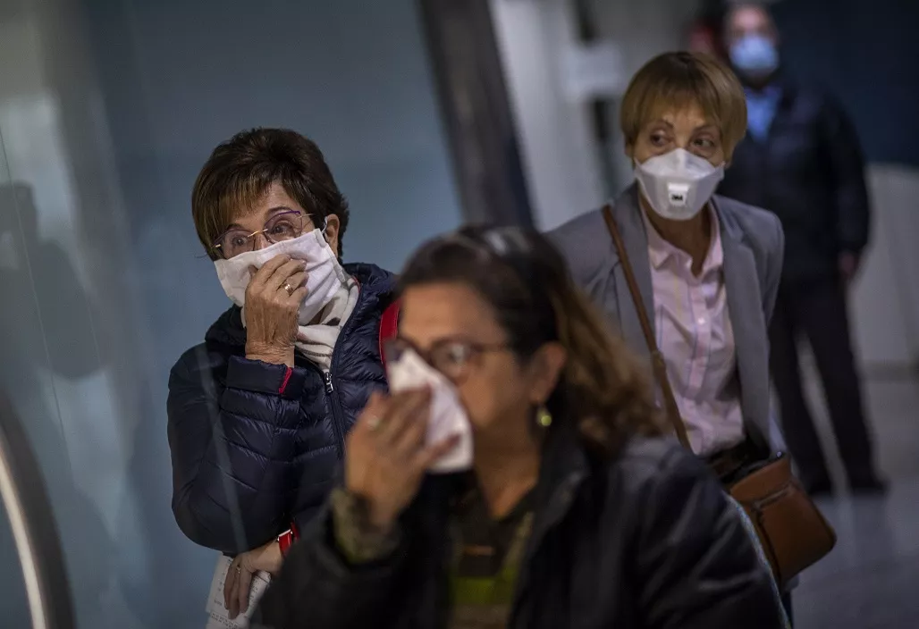 Virus Outbreak 24 Hours Photo Gallery
