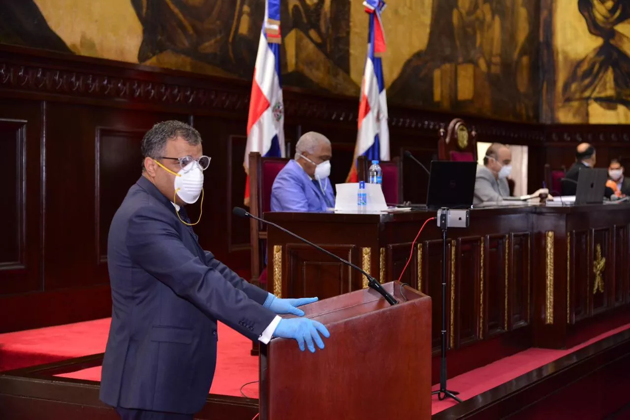 TOMMY GALAN EN EL SENADO