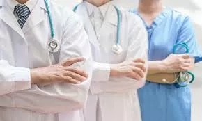 médicos